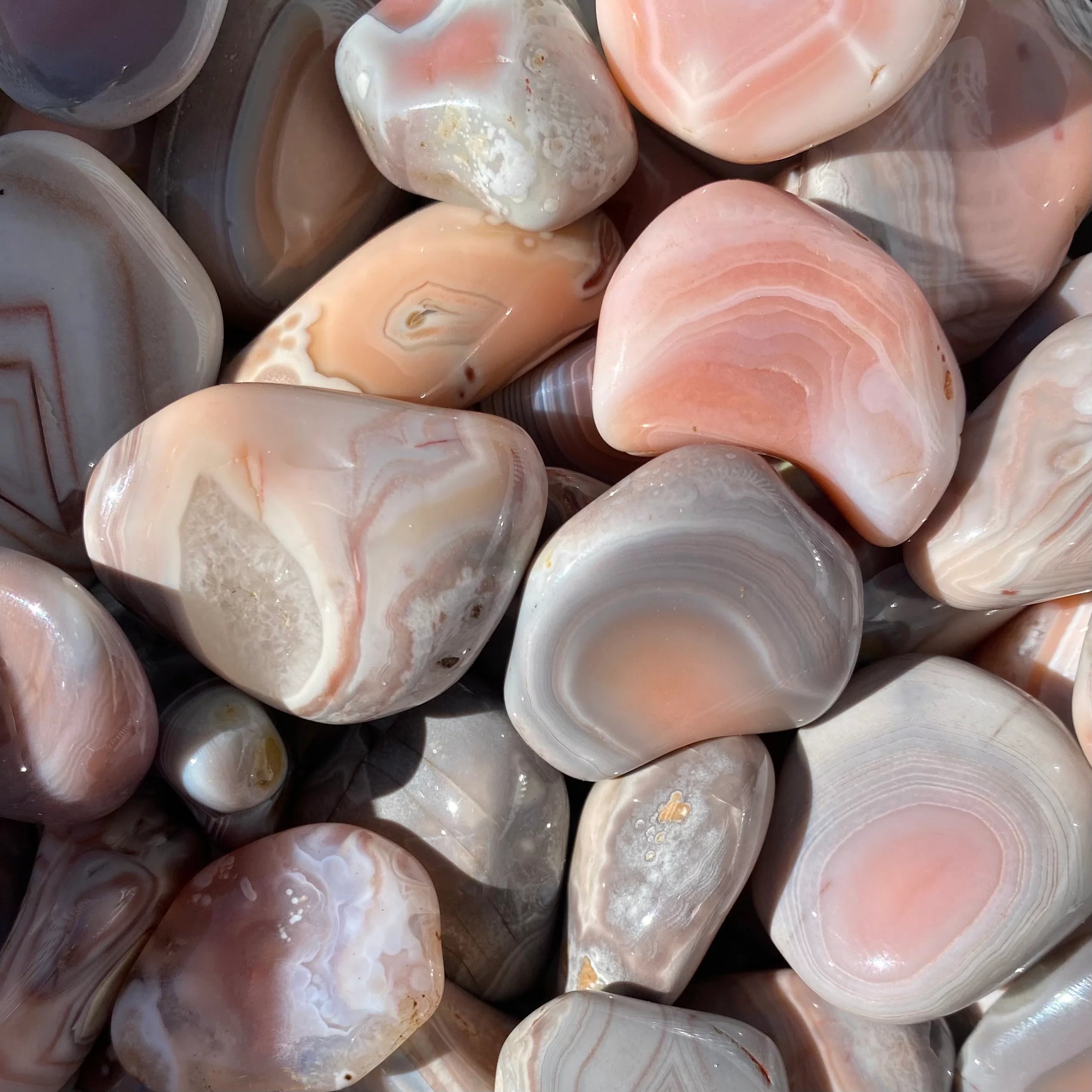 Pink Agate - Attracts Love!